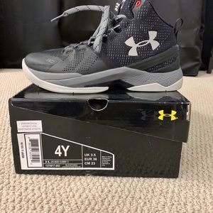 Under Armour Curry 2 Youth Basketball Shoes